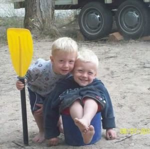 Meet your Posher, Atley